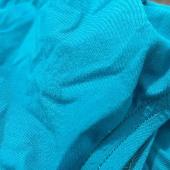 Coco Reef Tropical 5-way bikini top with matching side draw string bottoms - Picture 5 of 5